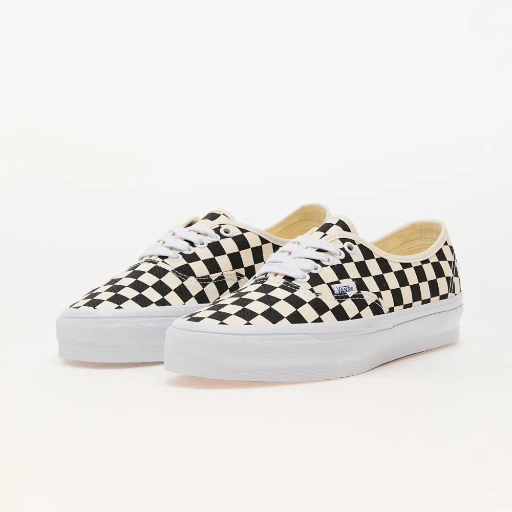 Vans Authentic 44 LX VN000CQA2BO1 / schwarz