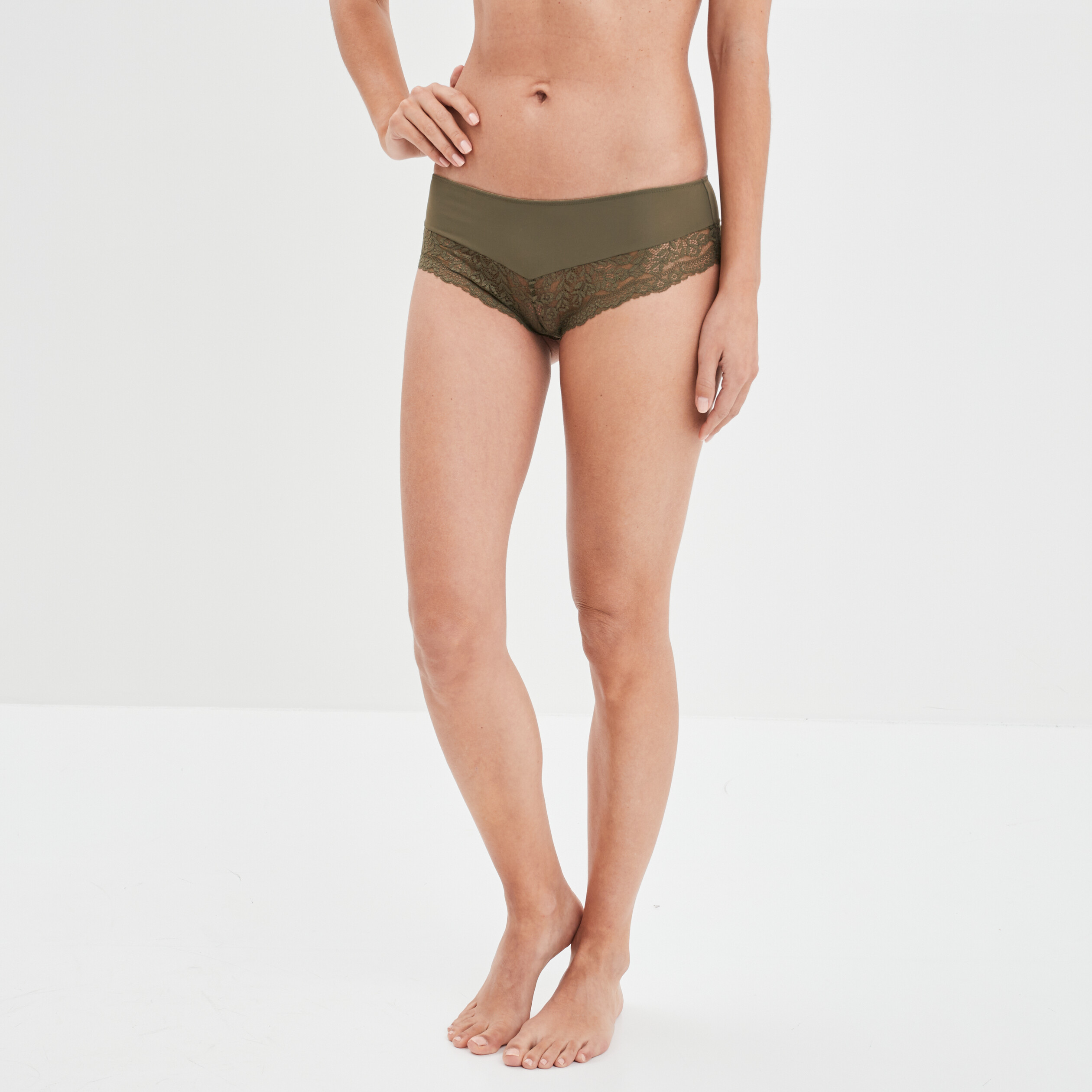 Shorty avec micro dentelle vert kaki femme | La Halle
