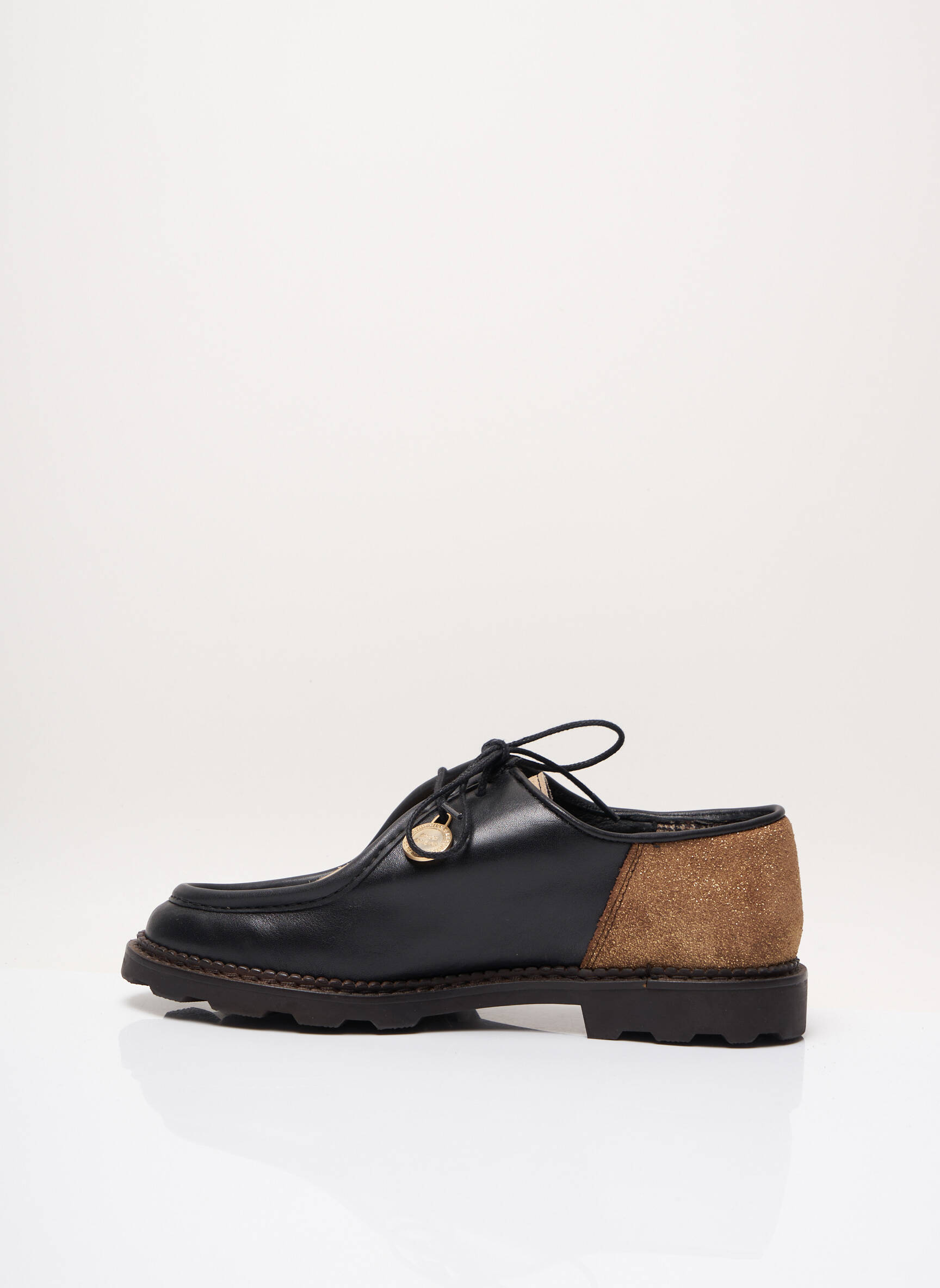 Catherine Parra Derby Femme couleur noir