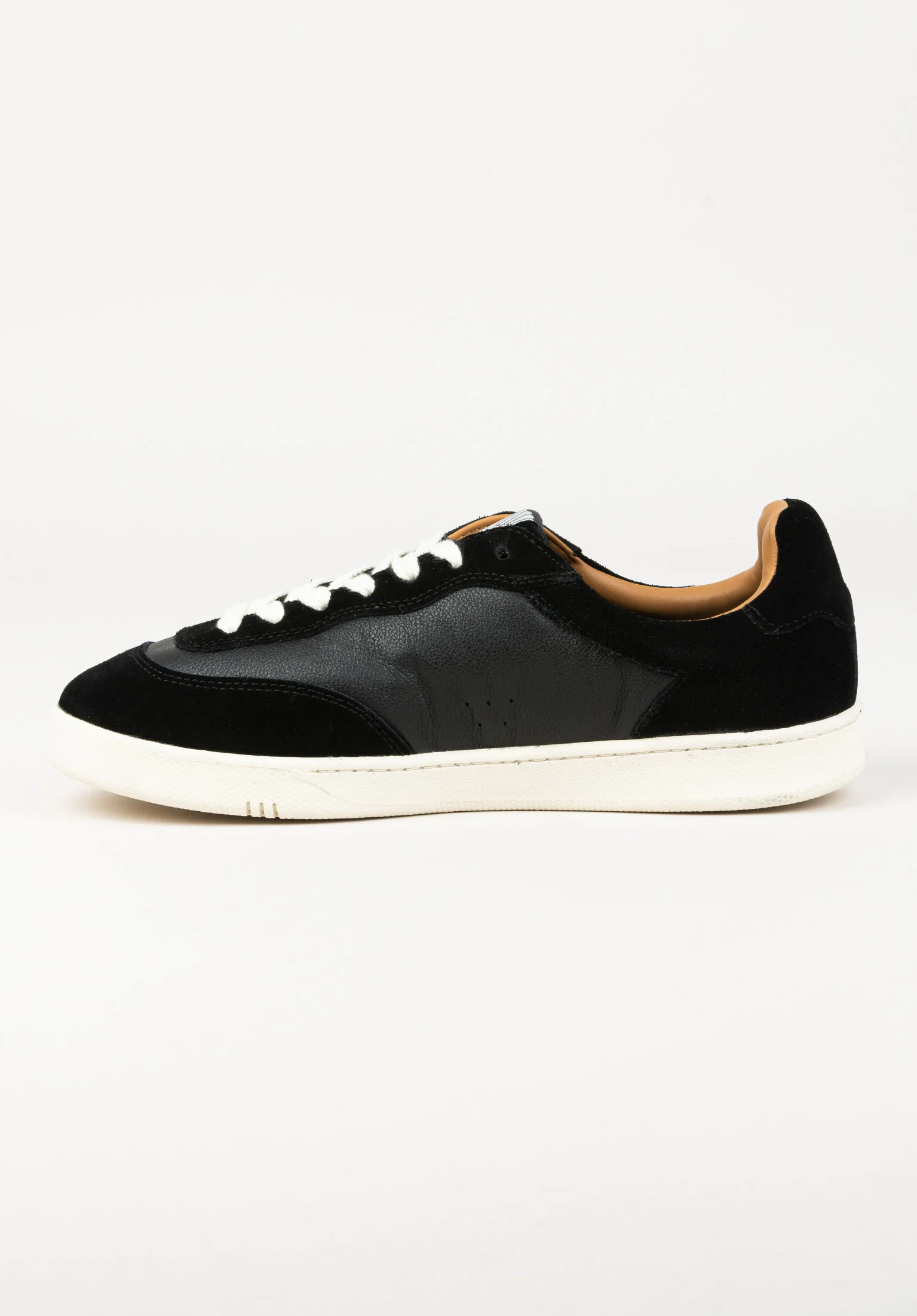 CM001 Low Suede