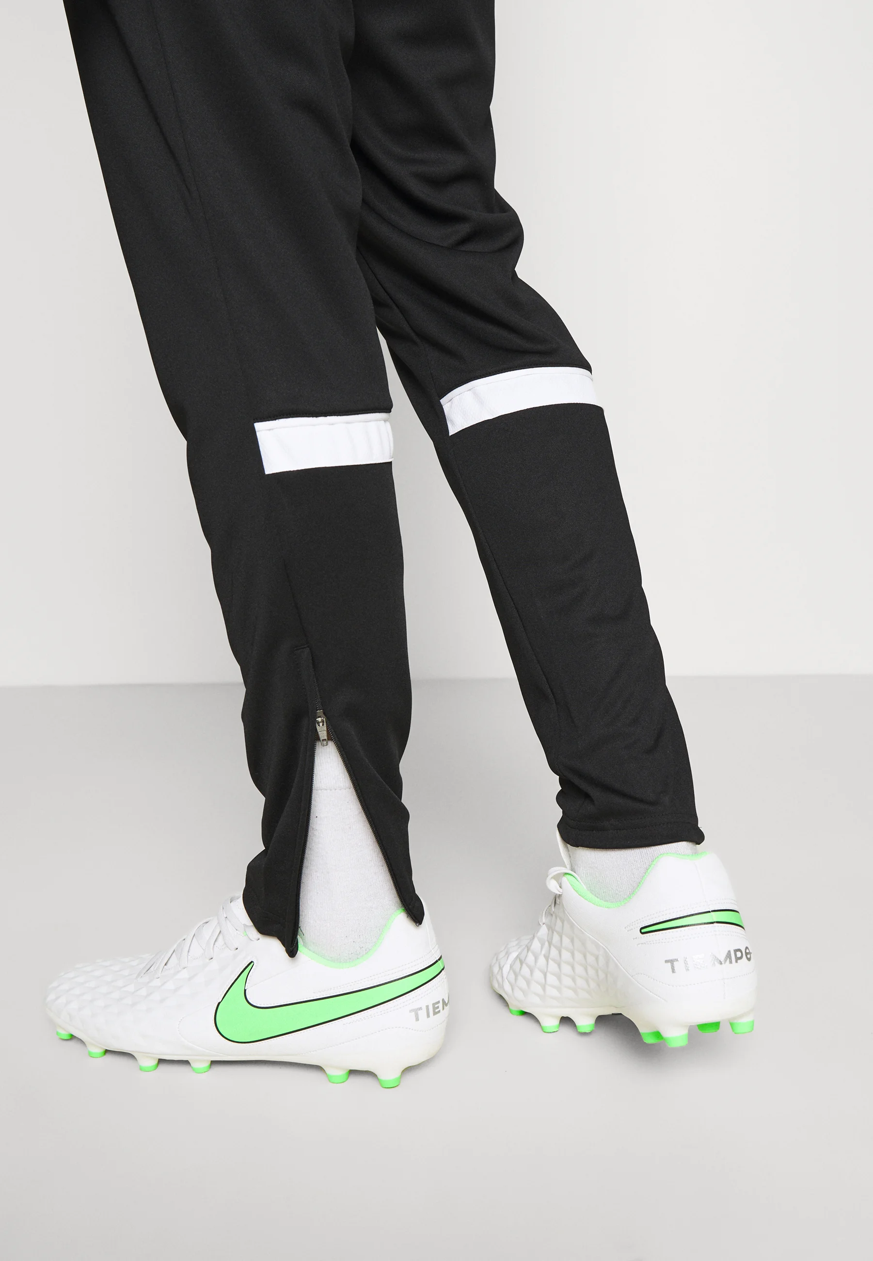Nike Performance ACADEMY PANT - Pantalones deportivos