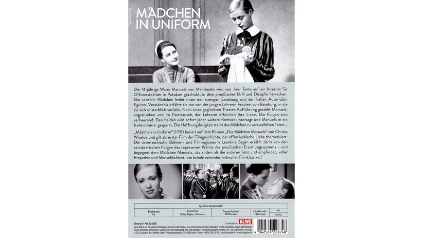 Mädchen in Uniform