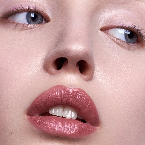 MÁDARA VELVET WEAR Matte Cream Lipstick Lippenstift