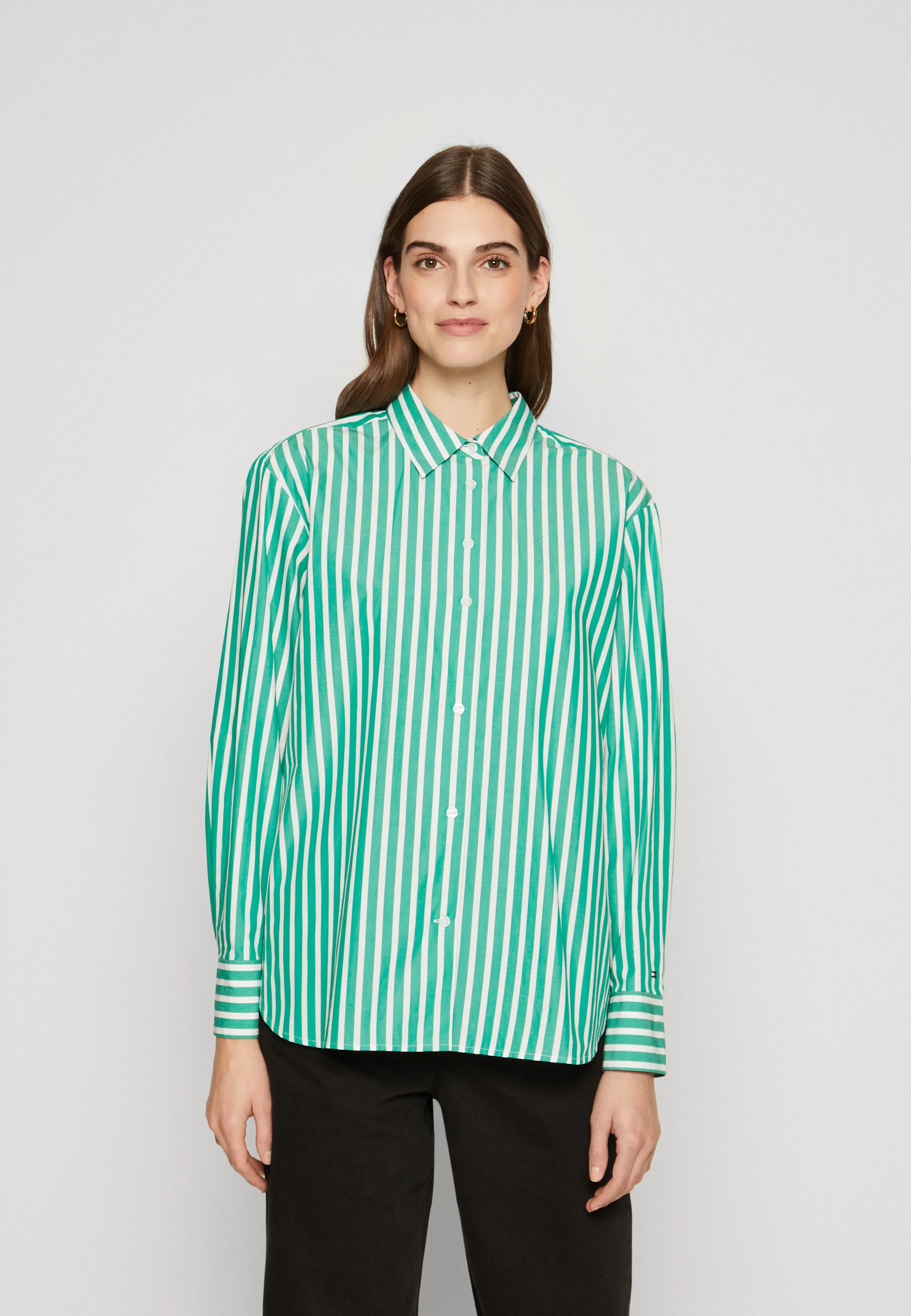 Camisa Tommy Hilfiger de rayas de ajuste fácil - Camisa