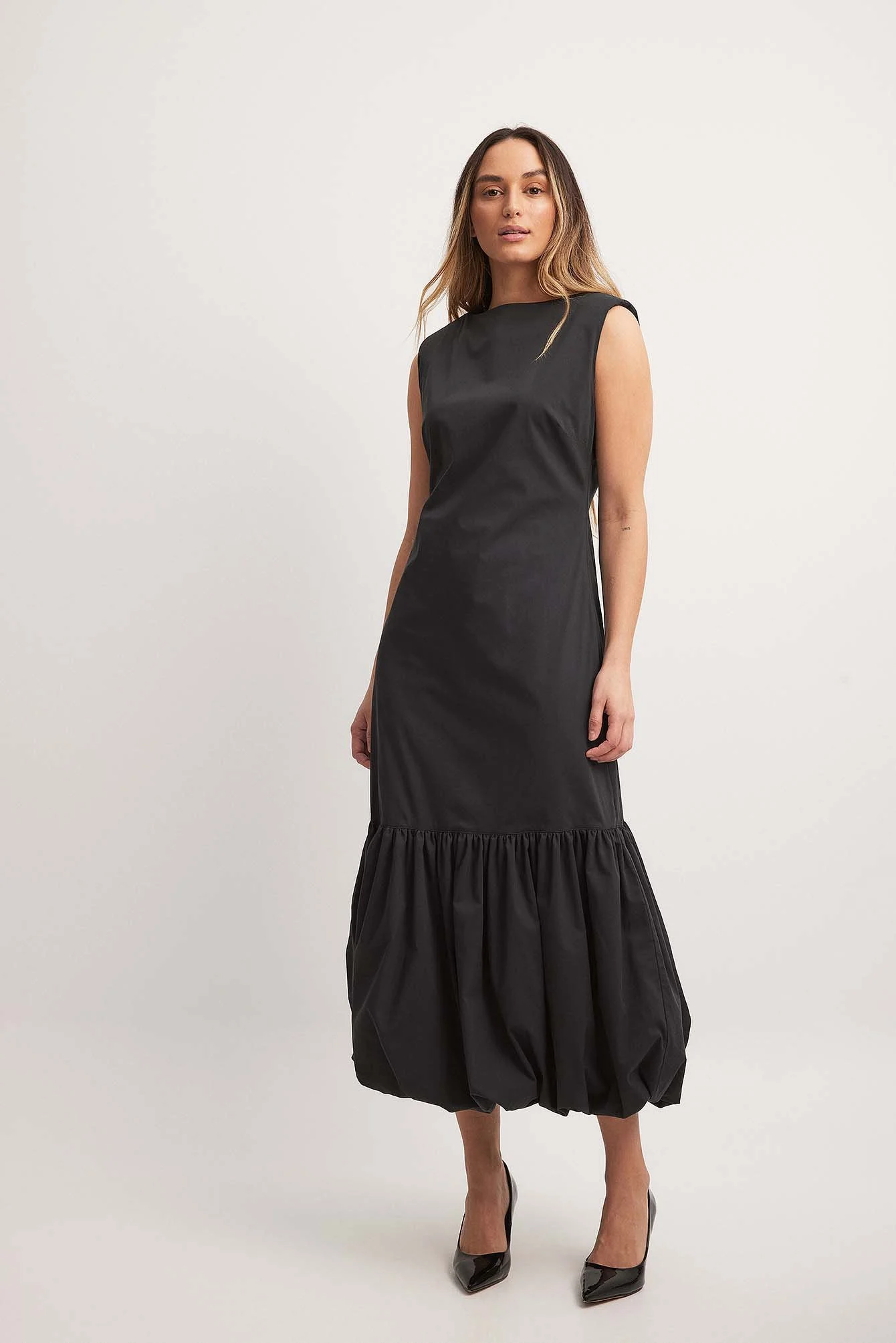 Ärmelloses Midi-Kleid