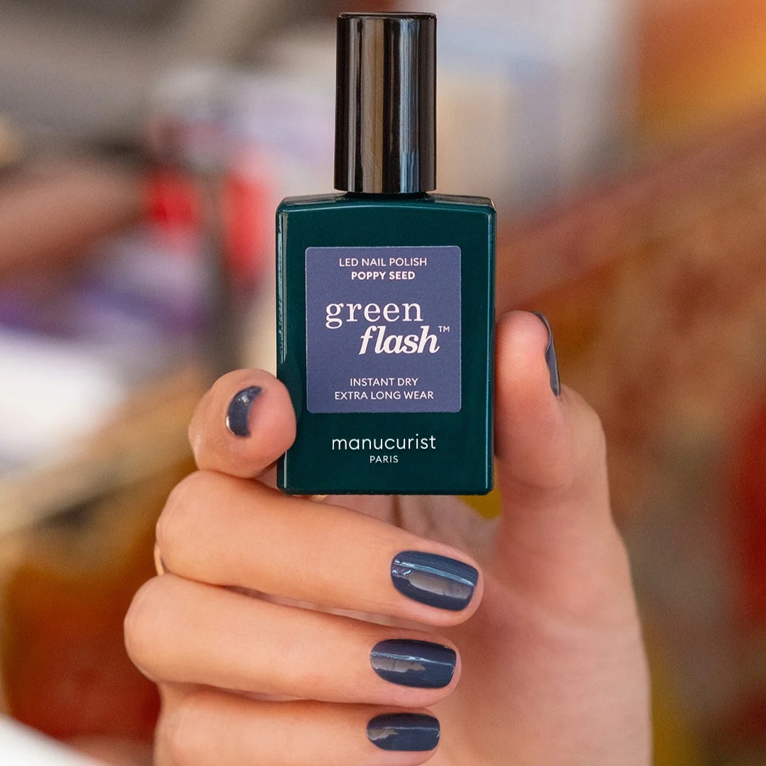 GREEN FLASH Nails - Polutrajni lak za nokte - Gel efekt laka za nokte