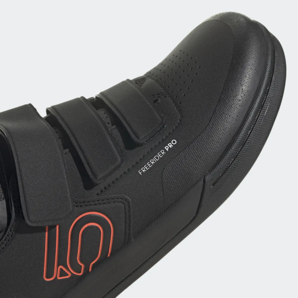 adidas FREERIDER PRO MID VCS H02024 / schwarz