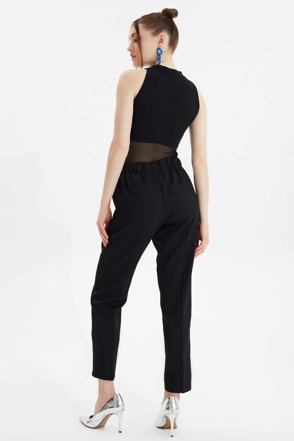 Trendyol Collection  Schwarze, detaillierte Jogger-Webhose mit Krawatte TWOSS19ST0212