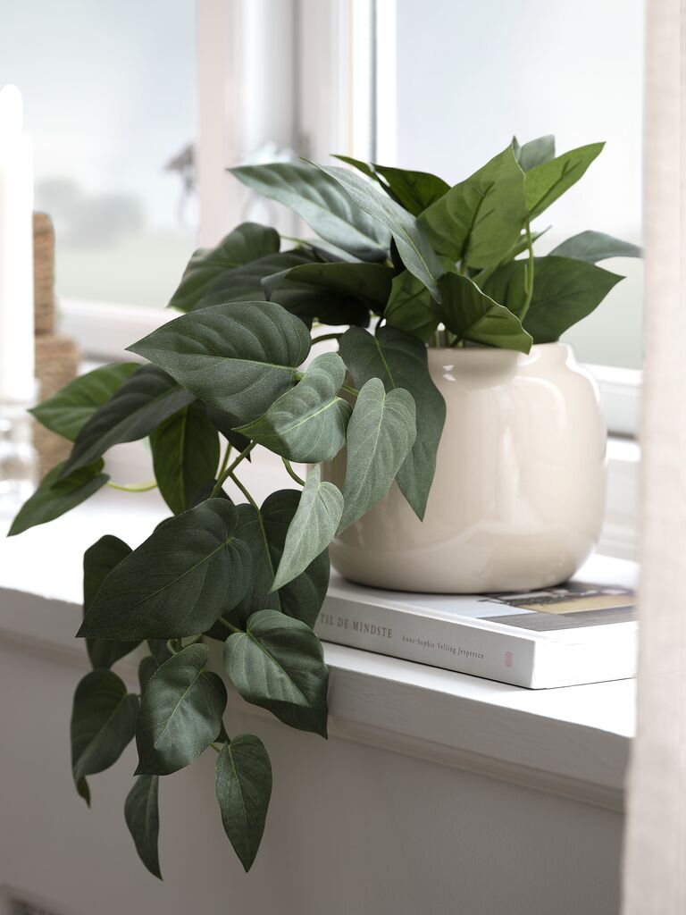 Plante artificielle ANDERSEN H20cm verte suspendue avec pot