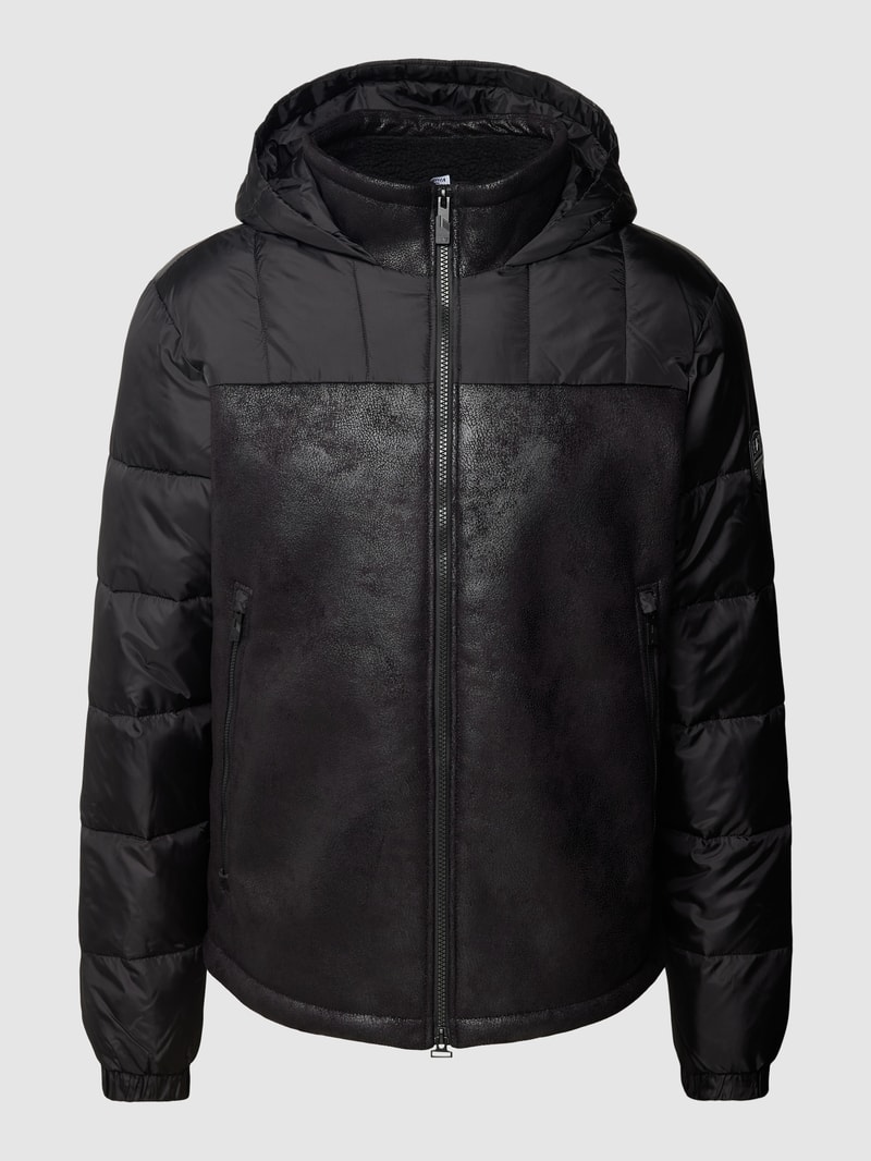 Jacke mit Kapuze in schwarz
