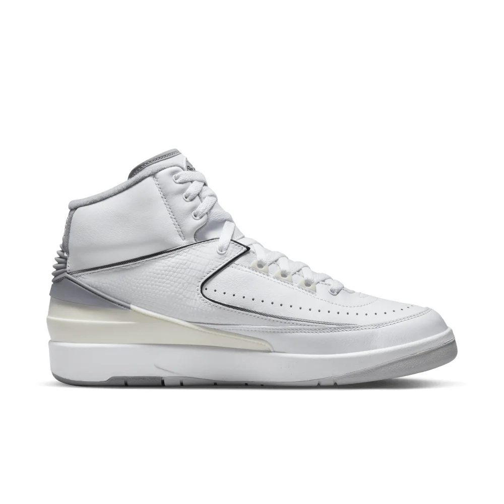 NIKE JORDAN 2 Retro Cement Grey DR8884-100 / weiss