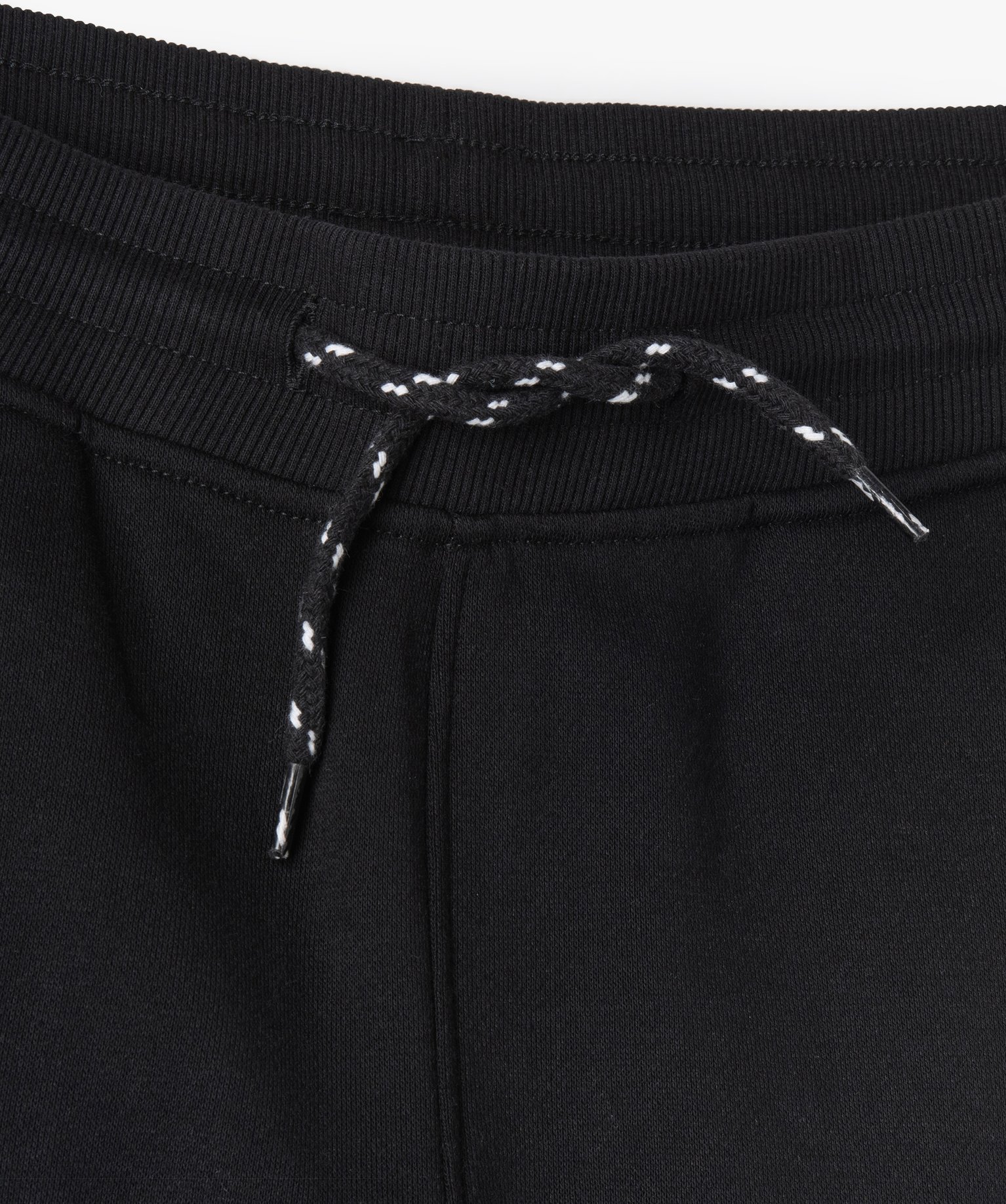 Bermuda en maille molletonnée avec ceinture ajustable Garçon noir | GEMO