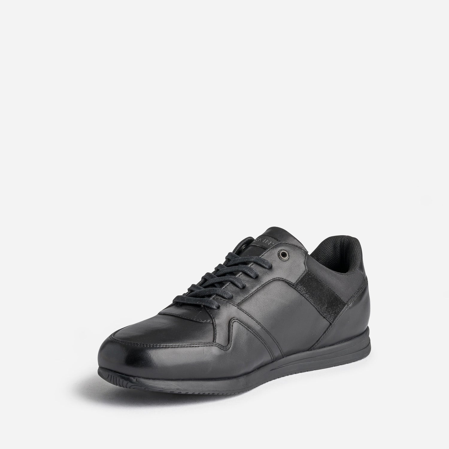 Tennis TBS noire en cuir