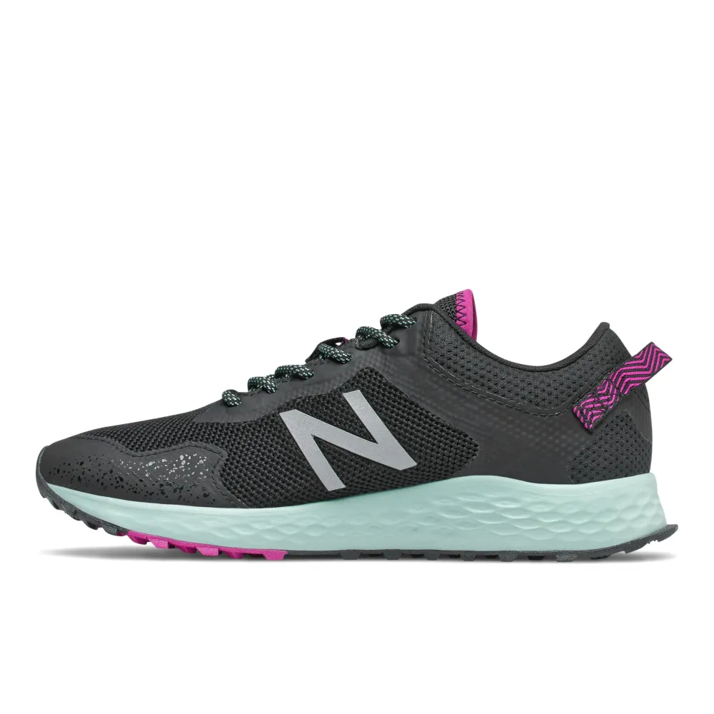New Balance Fresh Foam Arishi Trail WTARISGB / schwarz