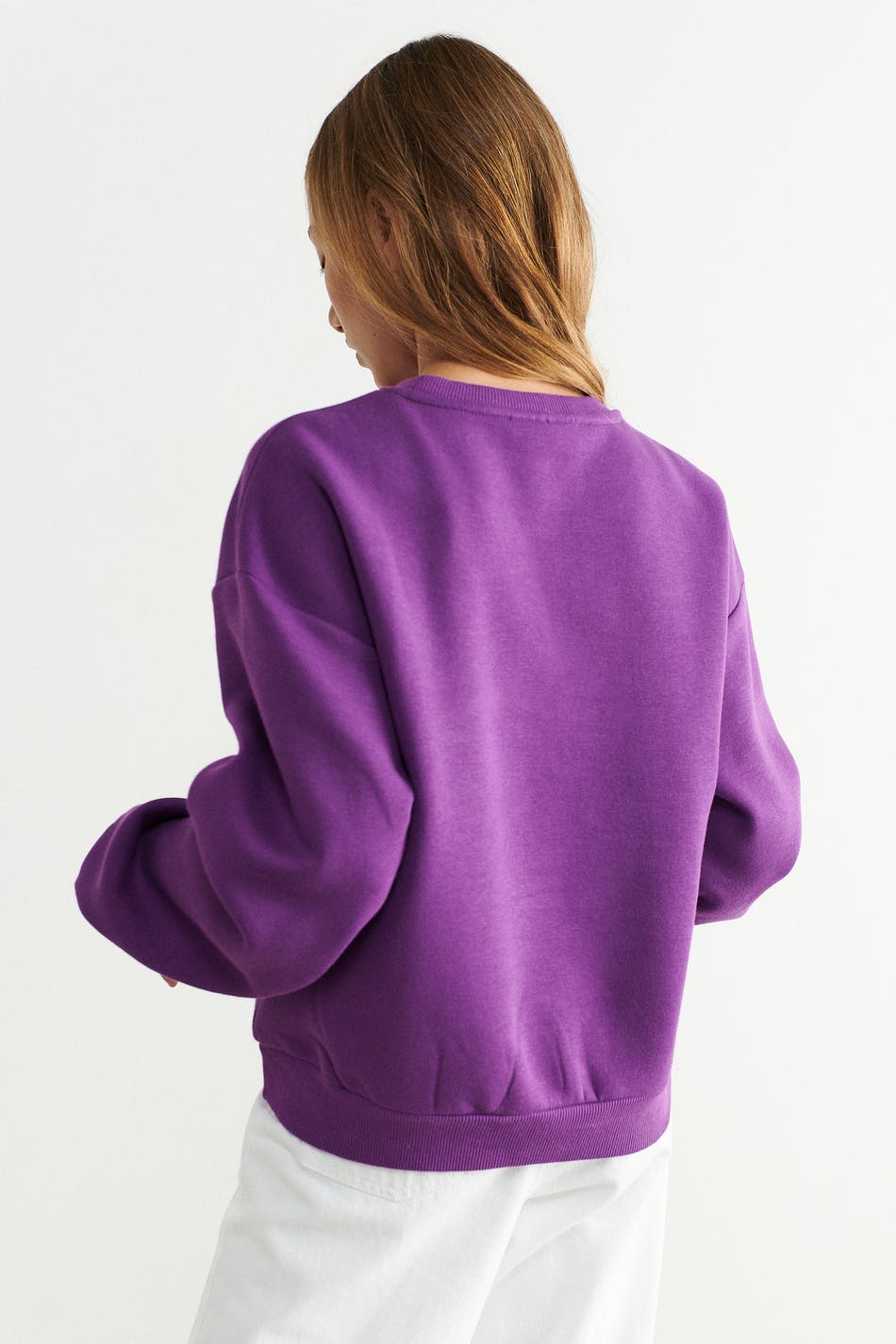Y basic sweater