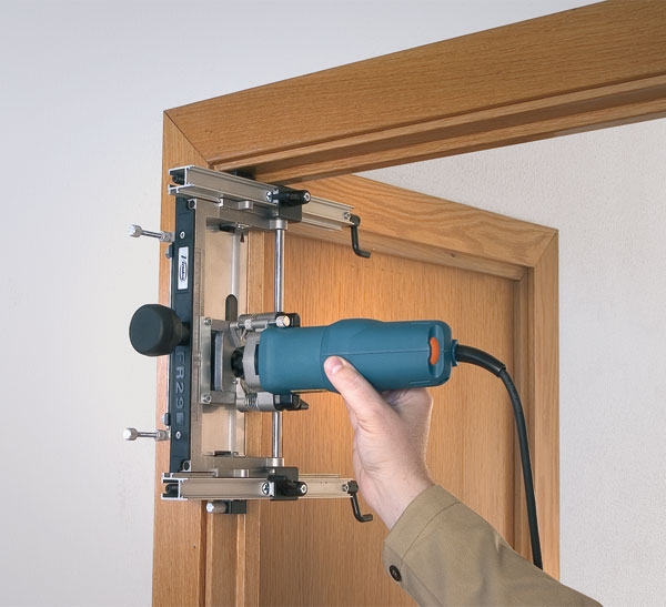 Mașină de frezat pentru balamale de uși Virutex 2900820 FR129VB/250