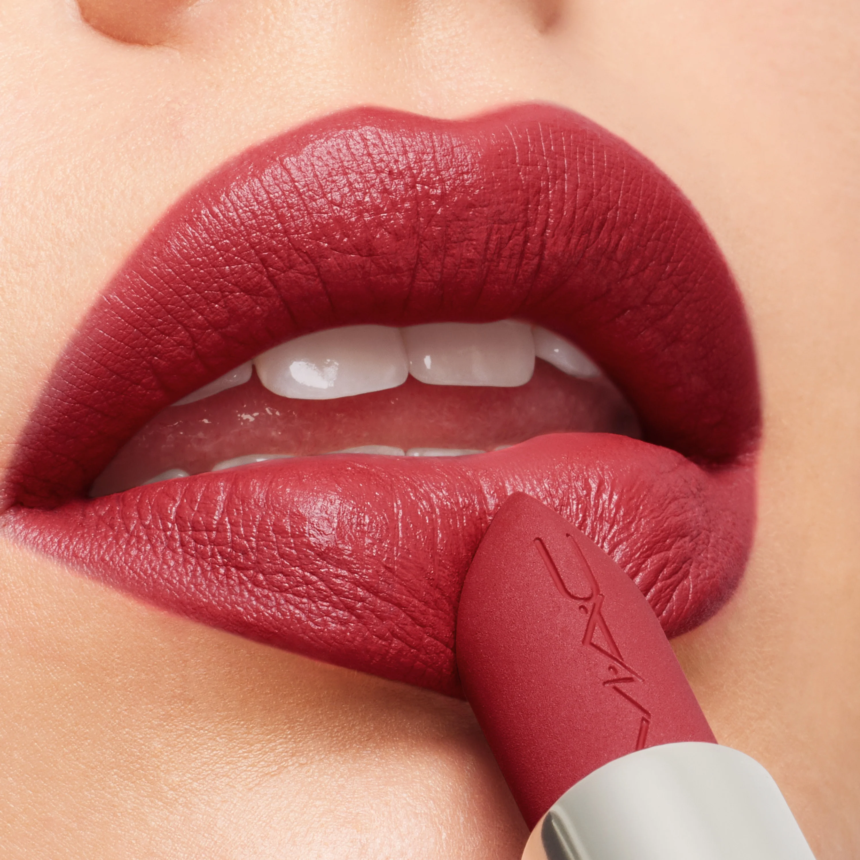 M·A·CXIMAL SILKY MATTE LIPSTICK - Matt leppestift, Leppestift