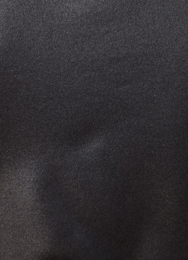 NIKKIE Ely mini, áttört ruha V-nyakkal