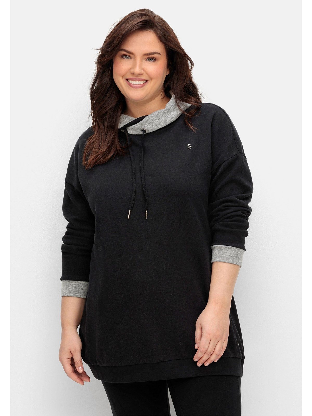 Sheego Sweatshirt Große Größen mit weitem Kragen und Kontrastdetails