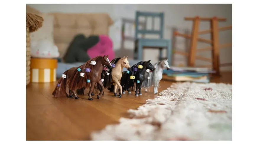 Schleich 42582 - Horse Club - Sofia´s Beauties - Beauty Horse Englisch Vollblut Stute