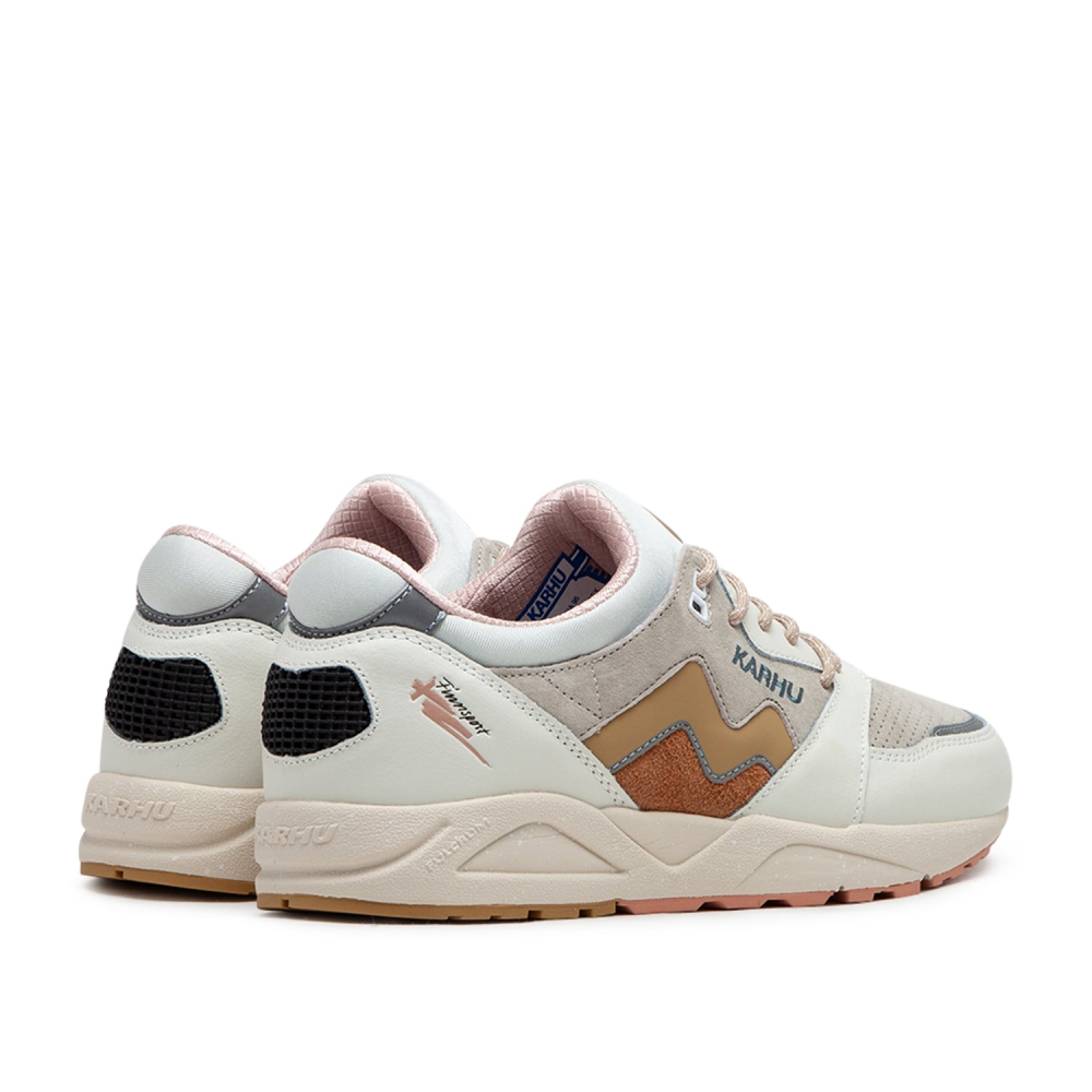 Karhu Aria 95 F803103 / braun