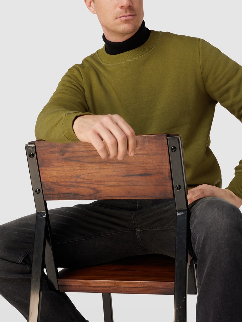 Sweatshirt mit Rundhalsausschnitt in schilf