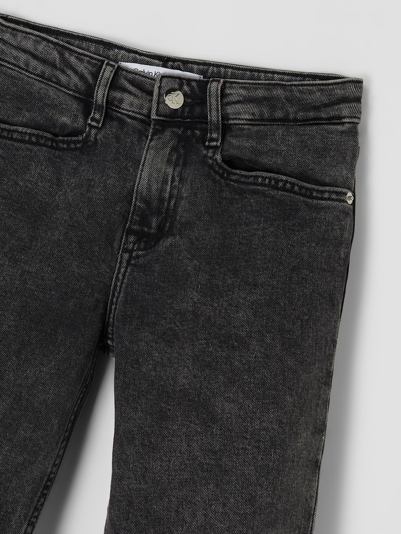 Jeans mit Stretch-Anteil in mittelgrau meliert