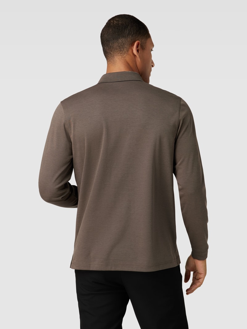 Poloshirt mit kurzer Reißverschlussleiste in taupe