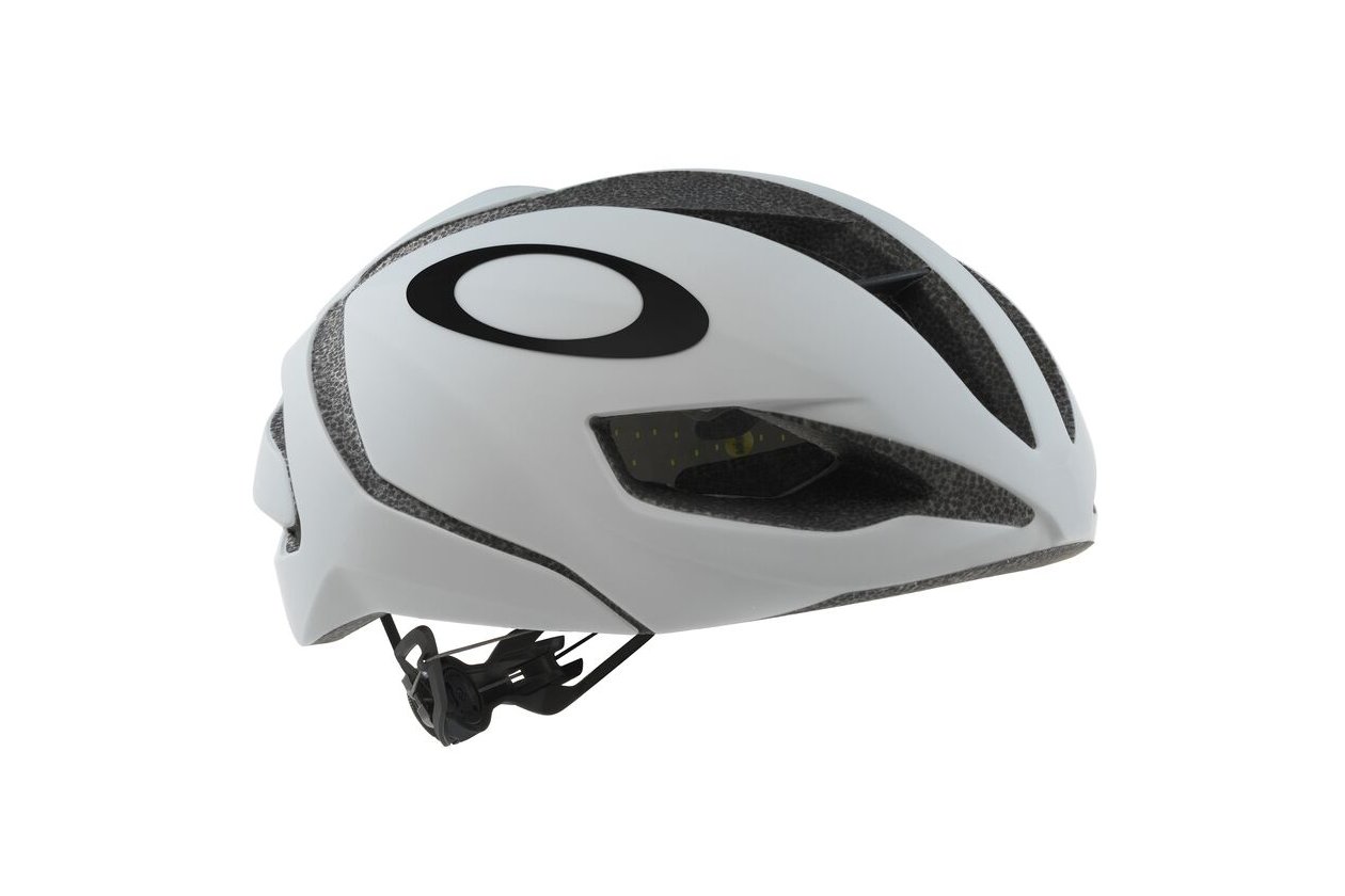 Oakley ARO5