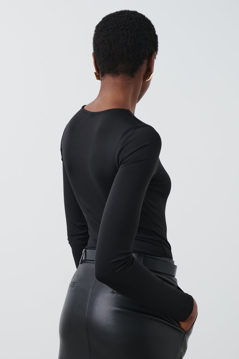 Micro roundneck body