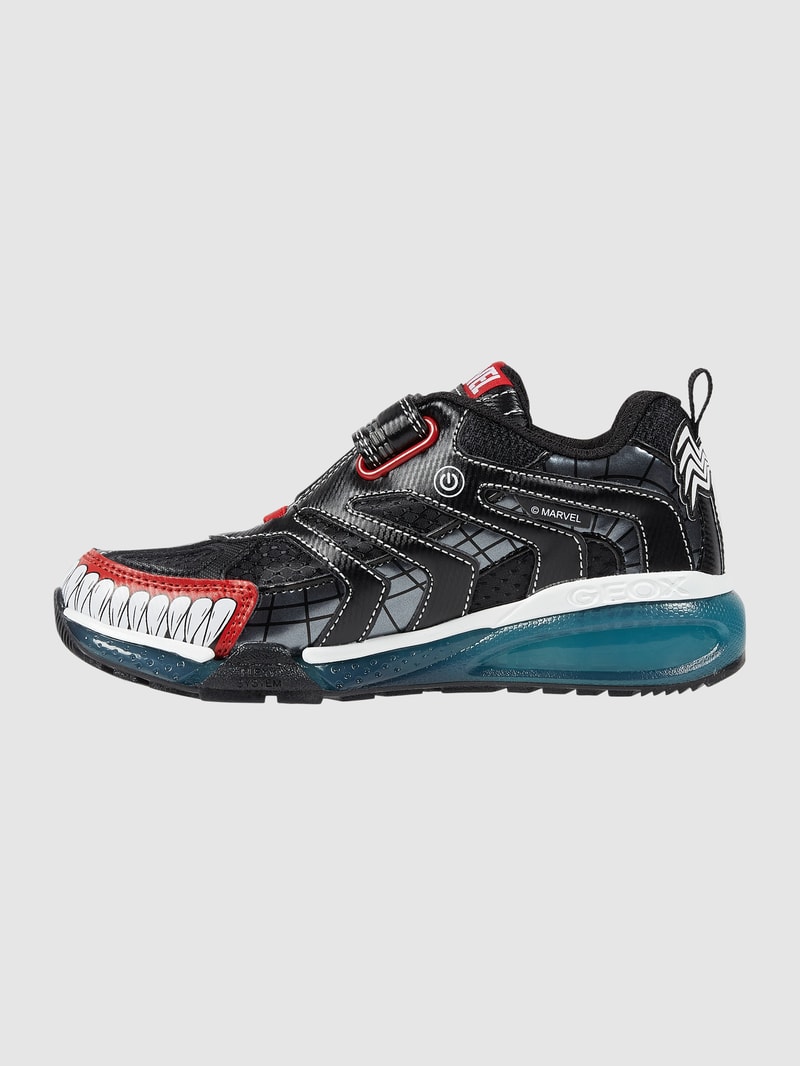 Sneaker mit Klettverschluss Modell 'Bayonyc' in schwarz