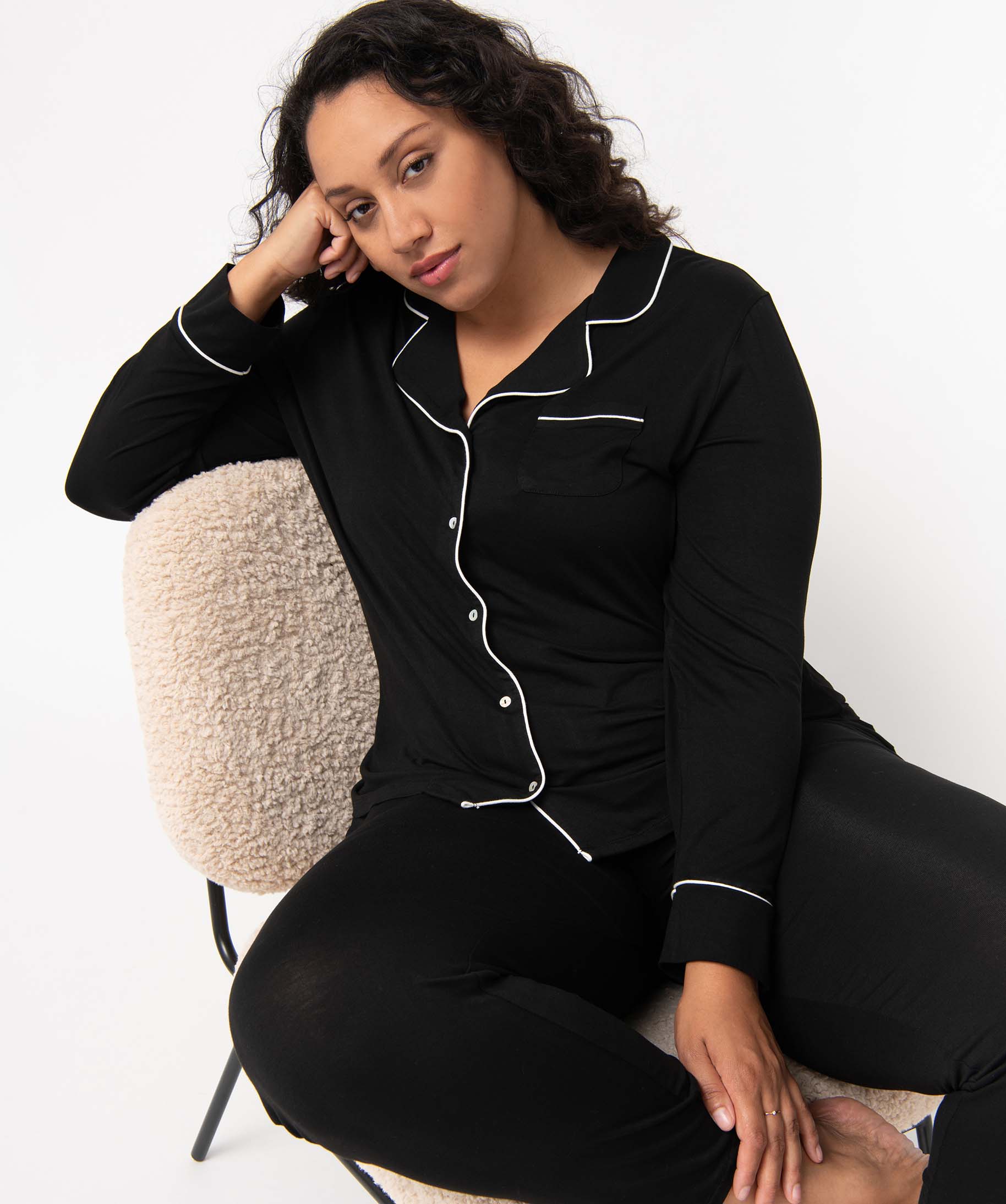 Pyjama femme grande taille deux pièces : chemise et pantalon noir | GEMO