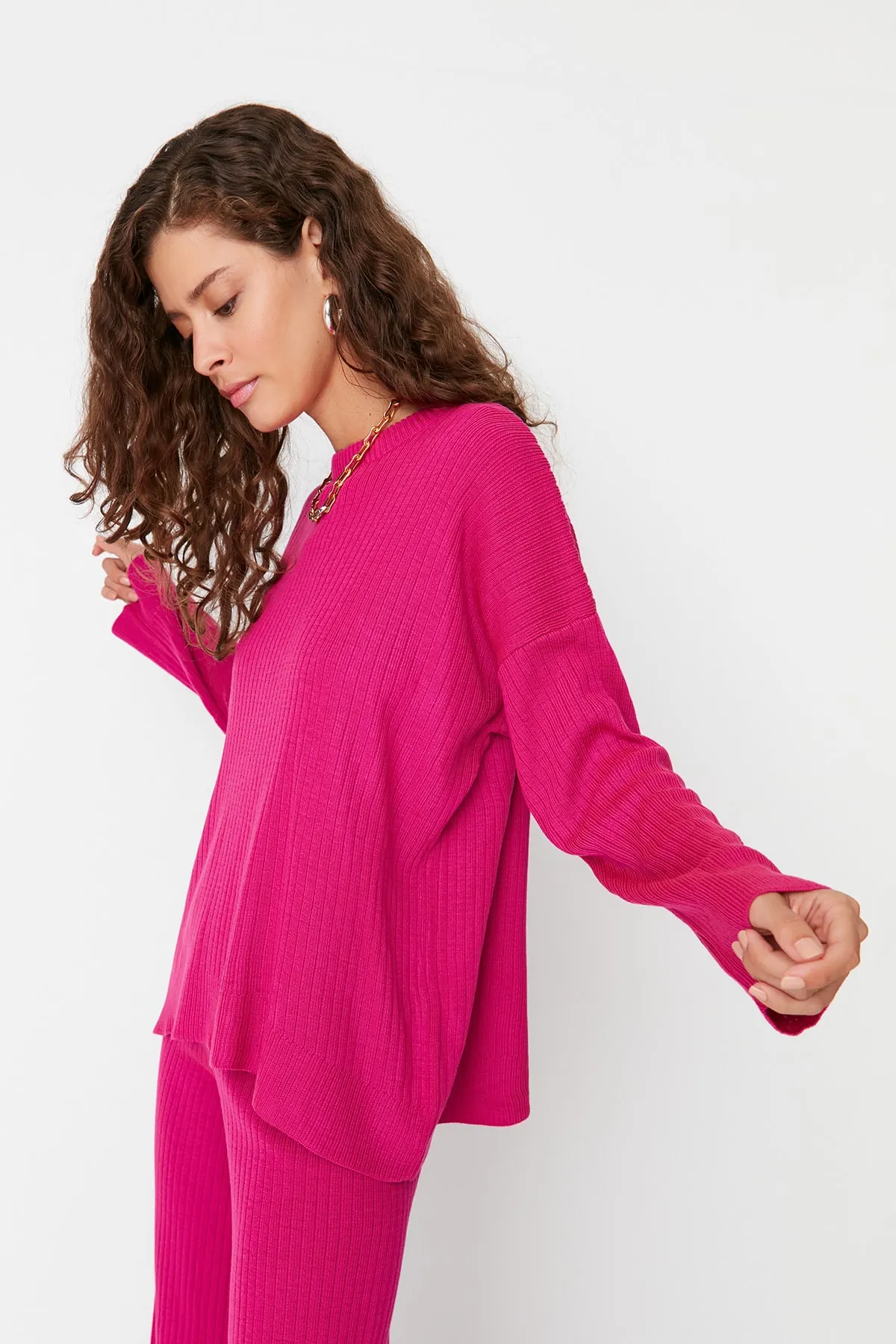 Trendyol Collection  Fuchsia Rundhals-Strickoberteil und -unterteil-Set TWOSS20AU0084
