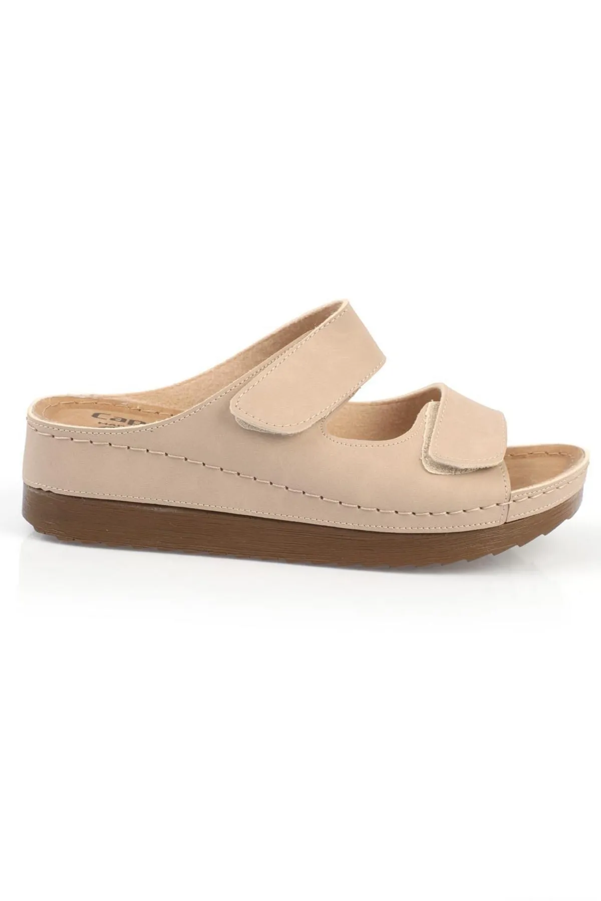 Capone Outfitters  Anatomisch weiche, bequeme Mutterhausschuhe mit Keilabsatz