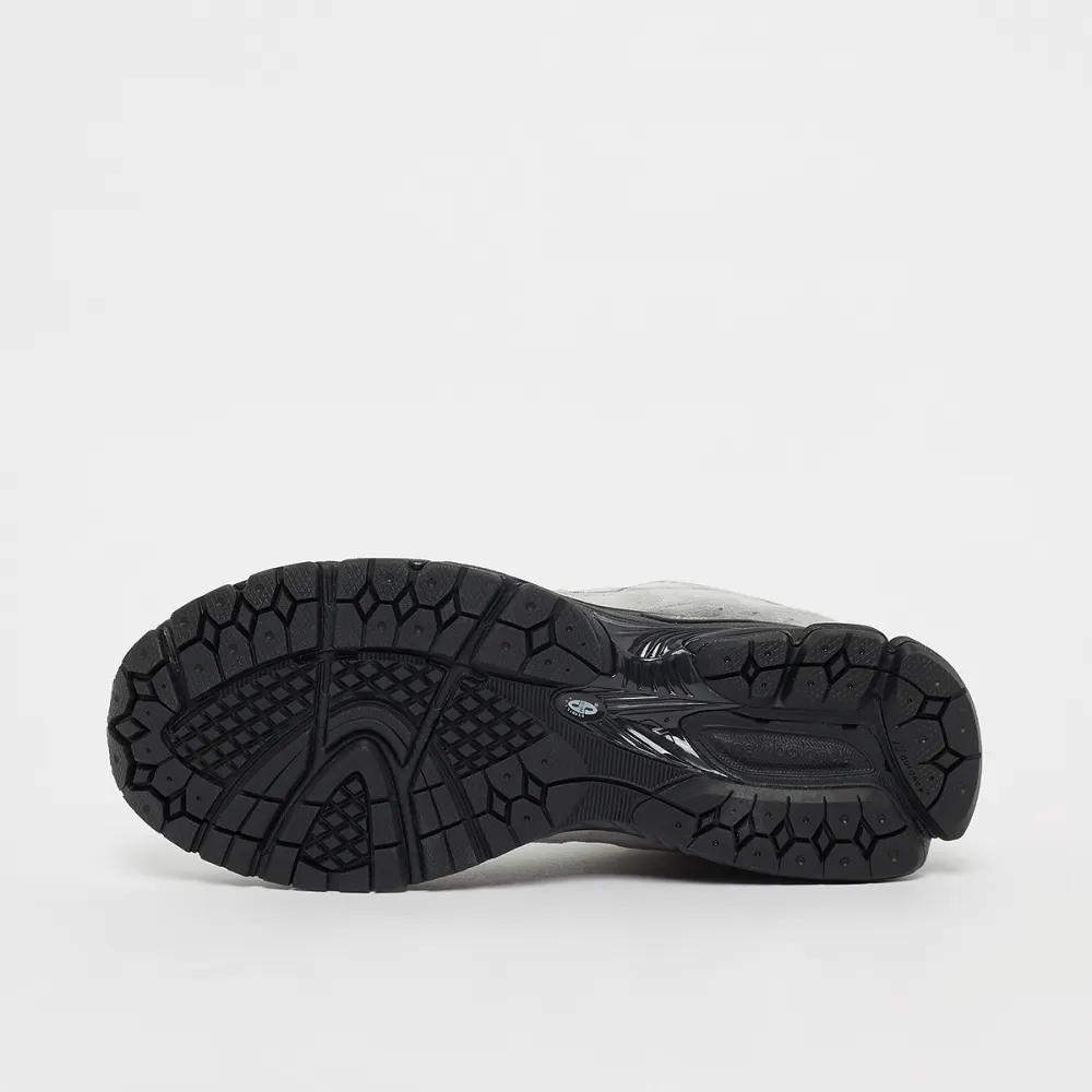 New Balance 2002 M2002RZG / grau