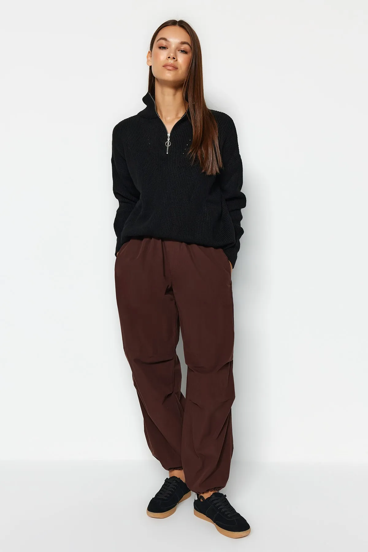 Trendyol Collection  Schwarzer Strickpullover mit Reißverschluss