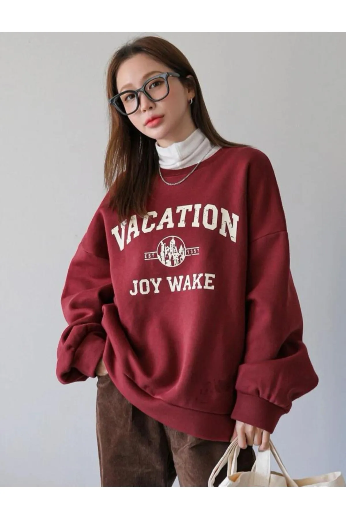 Know  Damen-Sweatshirt „Vacation Joy Wake“ in Burgunderrot, bedruckt, Oversize-Sweatshirt mit Rundhalsausschnitt