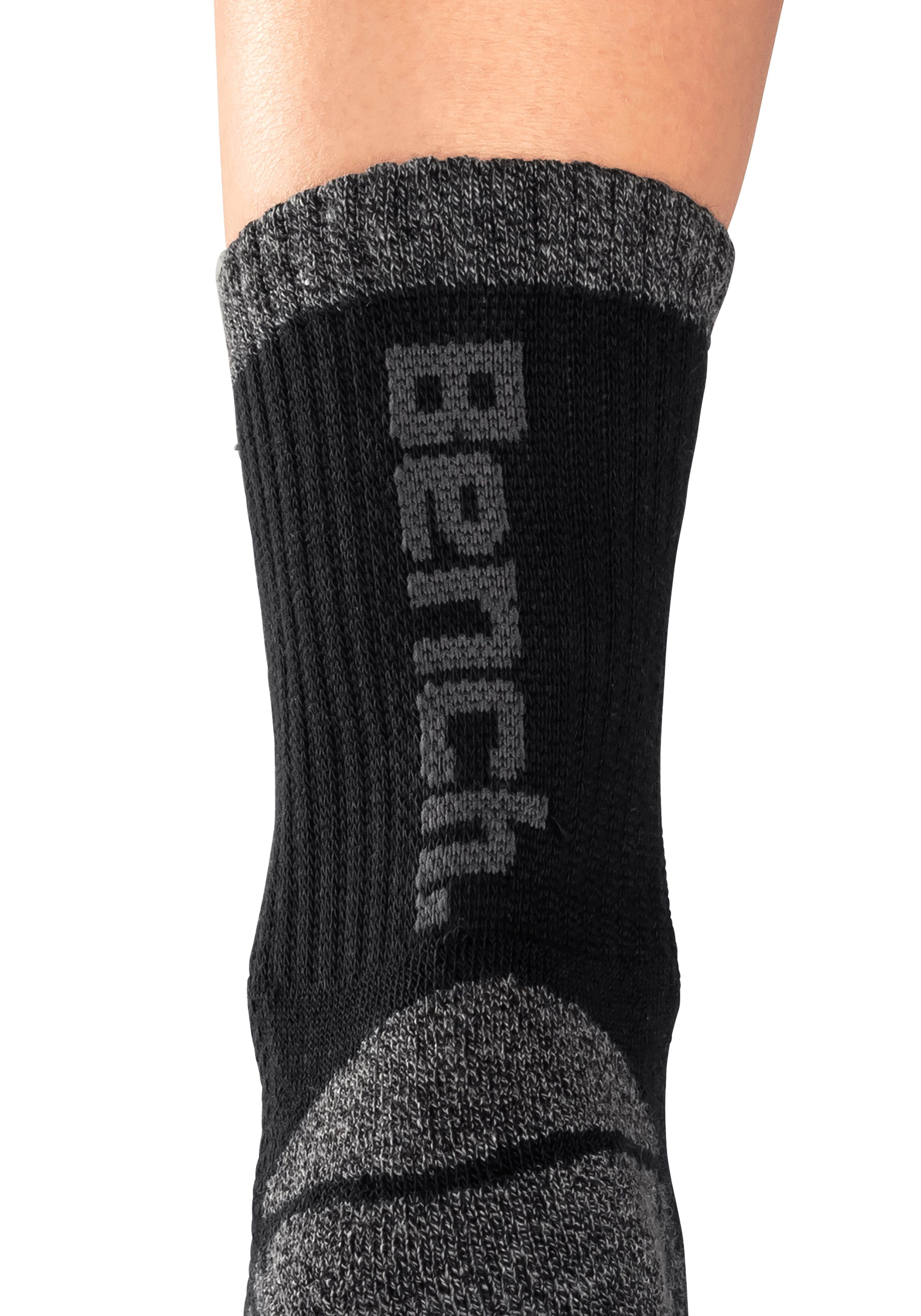 Bench. Tennissocken (3-Paar) mit Pikeestruktur und Mittelfußgummi