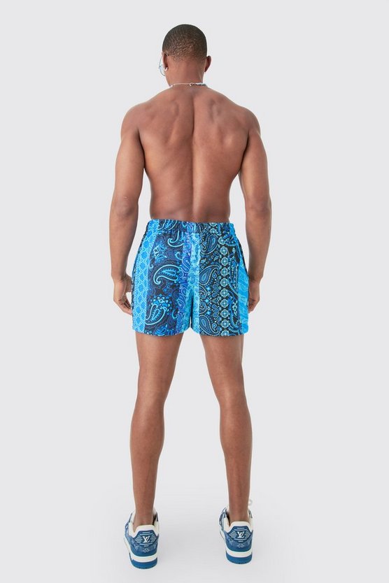 Kurzärmliges Hemd mit Bandana-Print