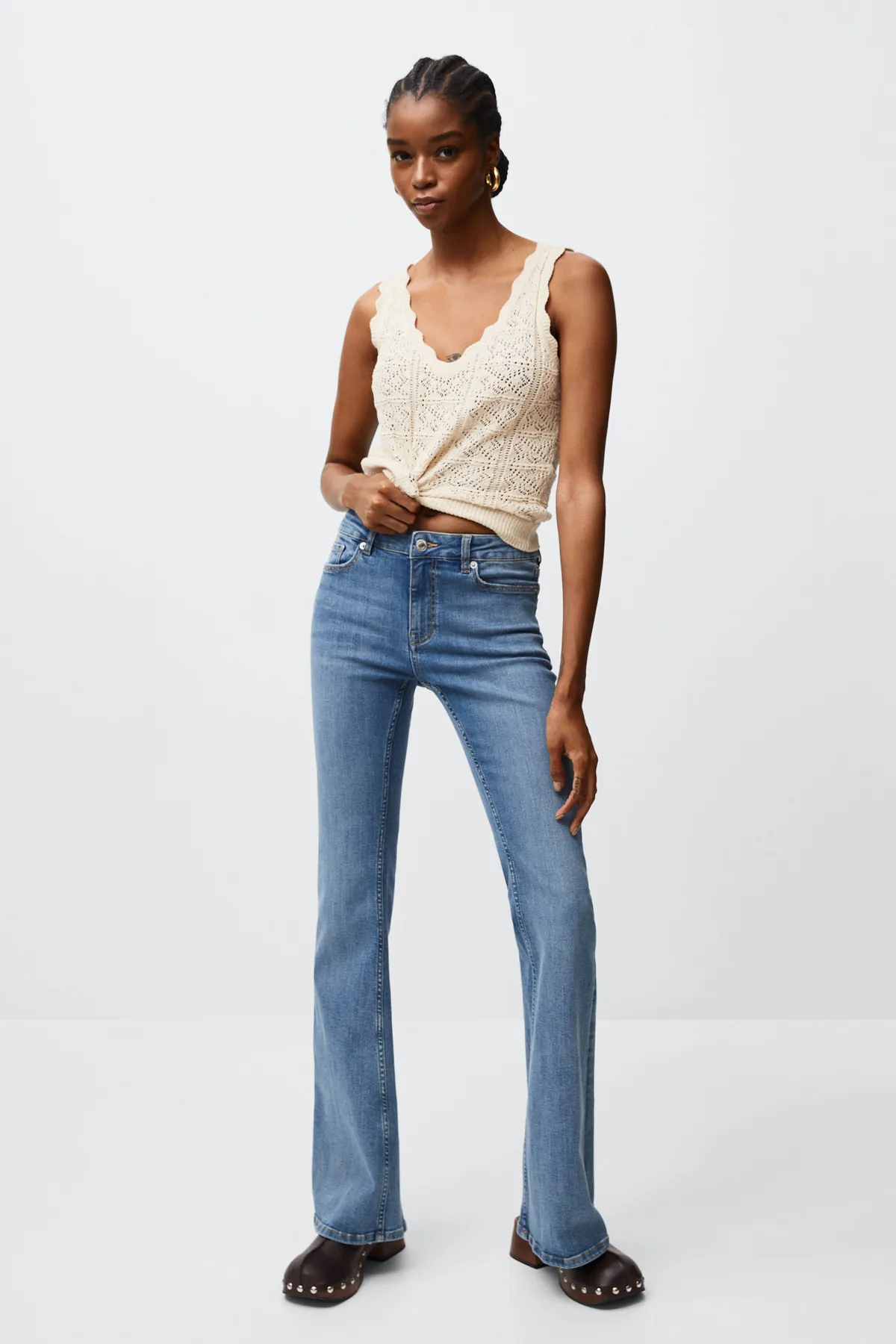 MANGO  Blaue Damenjeans 27040896