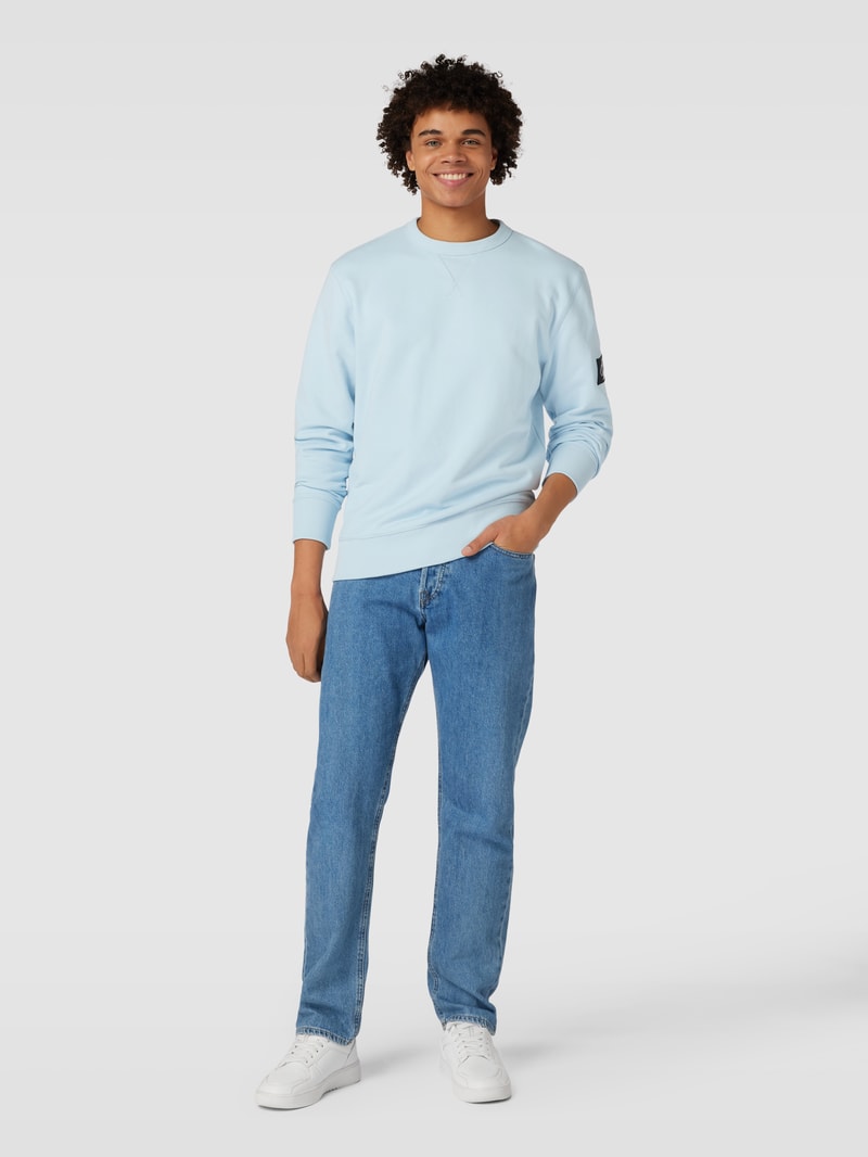 Sweatshirt mit Label-Patch in hellblau