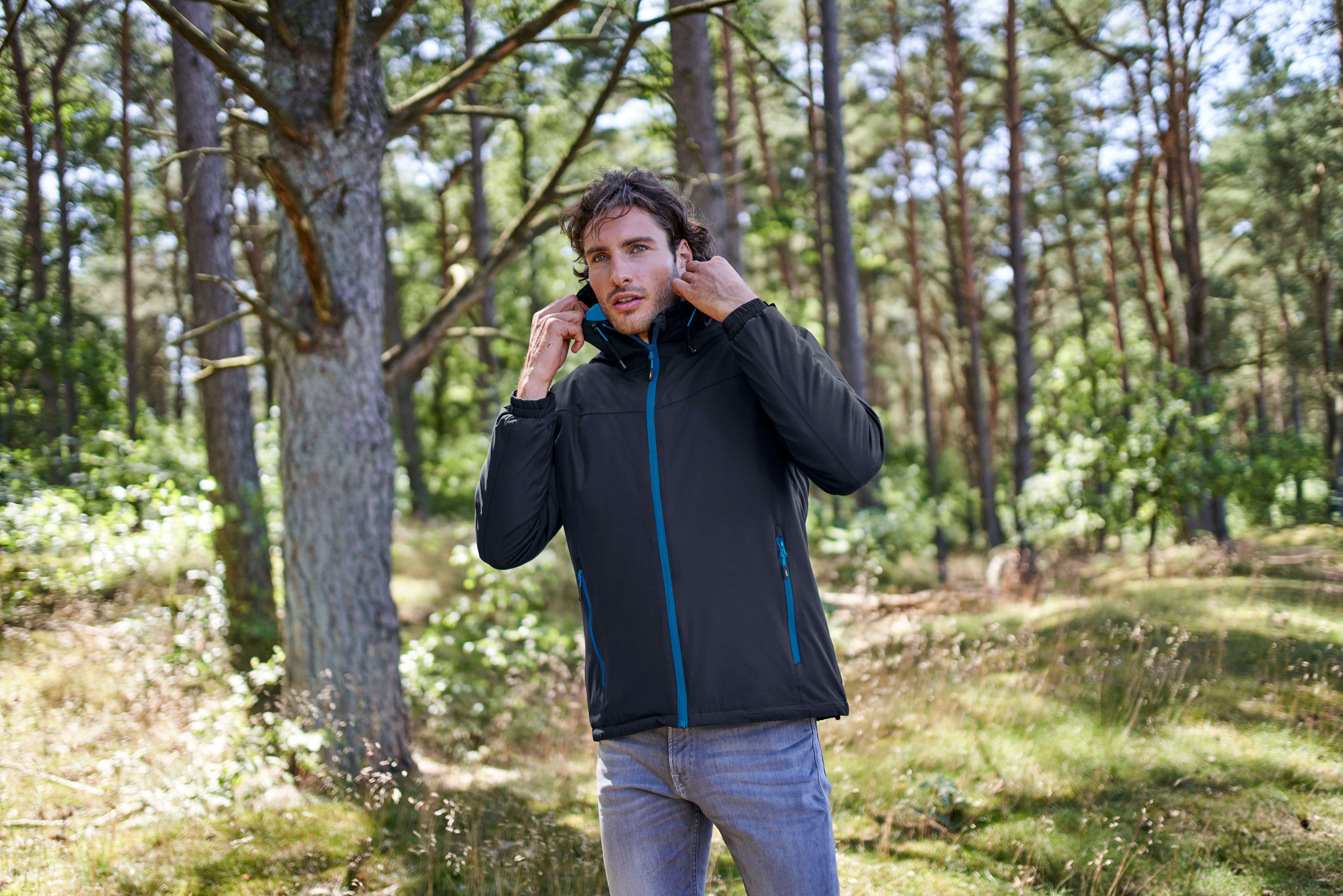 CMP Funktionsjacke Winddicht & Wasserabweisend & Atmungsaktiv