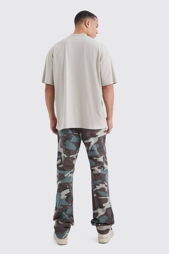 Tall Slim-Fit Camouflage Schlaghose