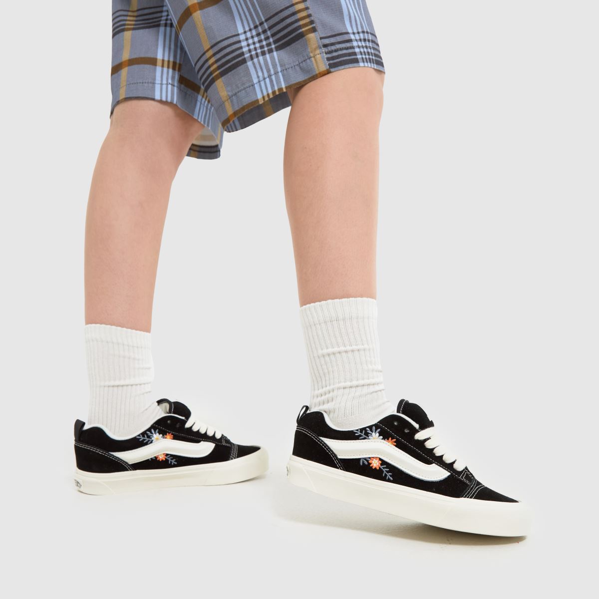Vans – Knu School – Svarta, flerfärgade sneakers
