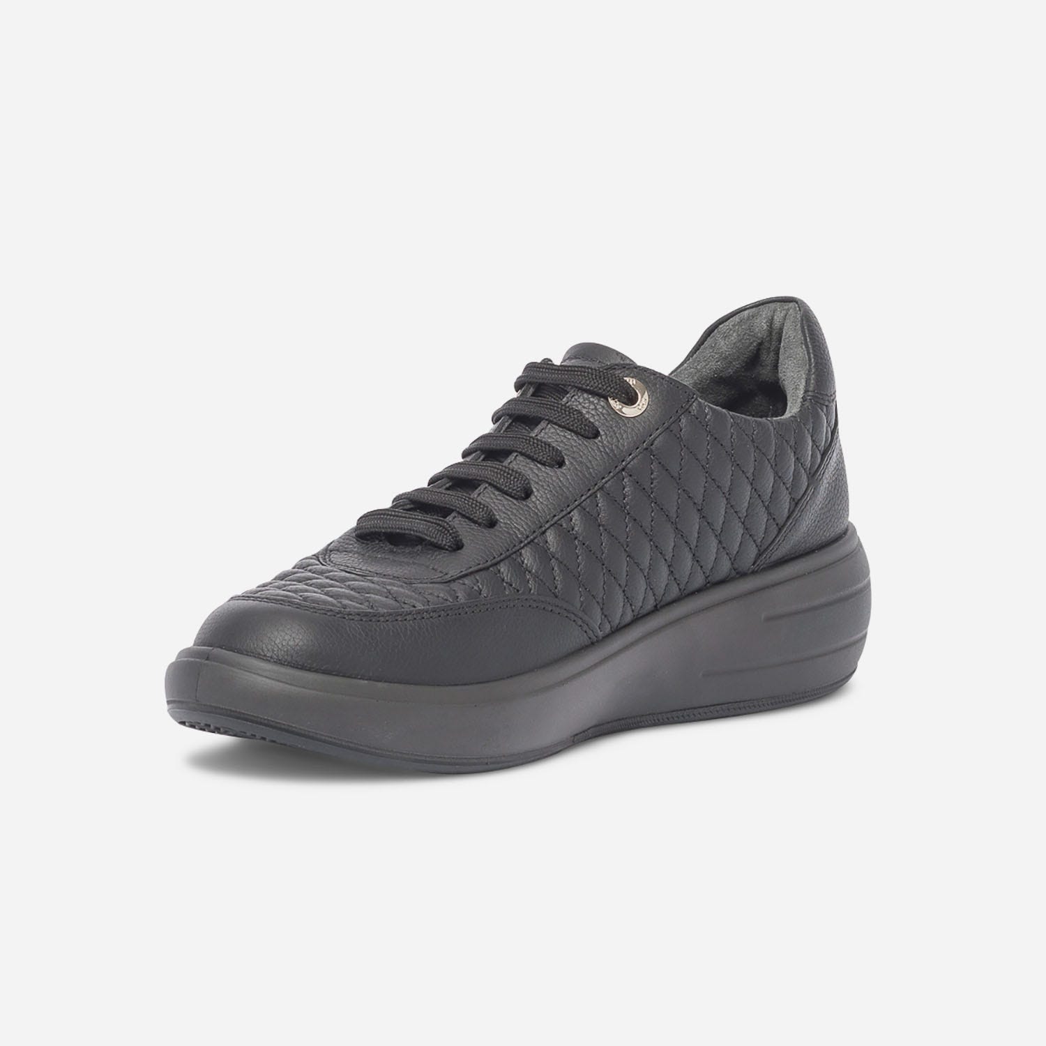 Tennis TBS noir en cuir matelassé