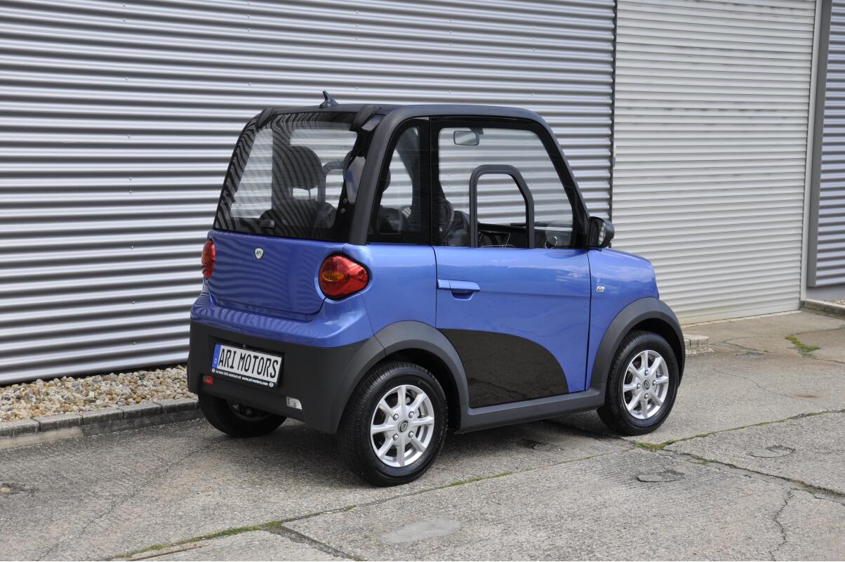 ARI Motors ARI 452 Elektrofahrzeug E-Auto Leichtfahrzeug 45 km/h Mopedführerschein weiß