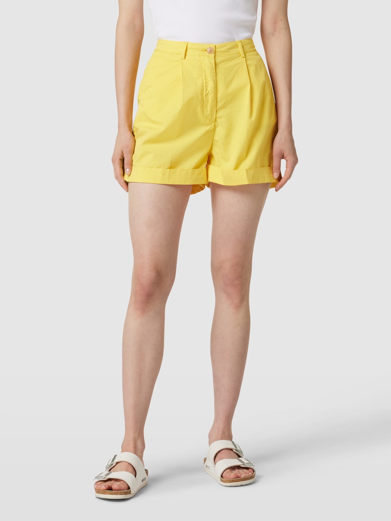 Shorts mit fixierten Beinumschlägen in gelb