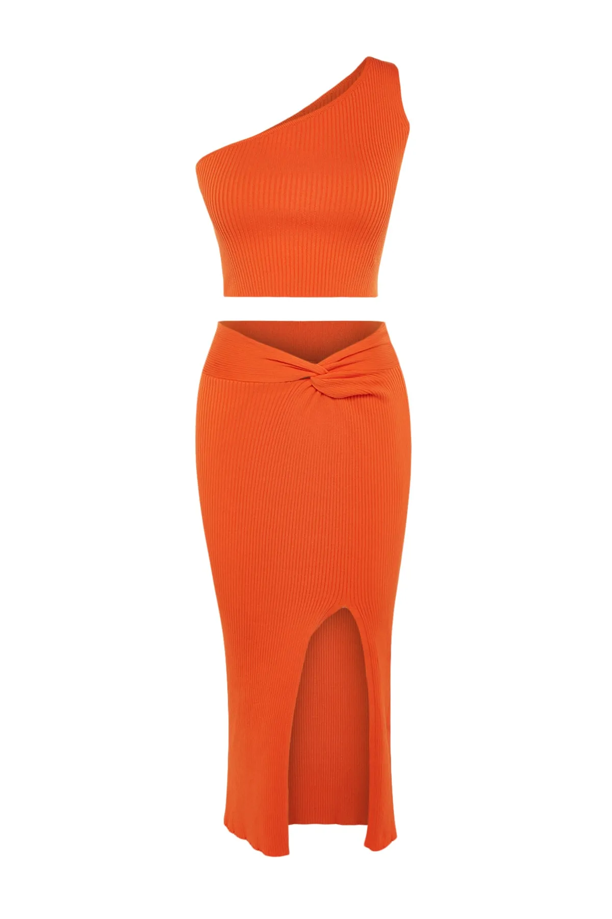 Trendyol Collection  Oranges Set aus kurzem Strickoberteil und -unterteil TWOSS23AU00050
