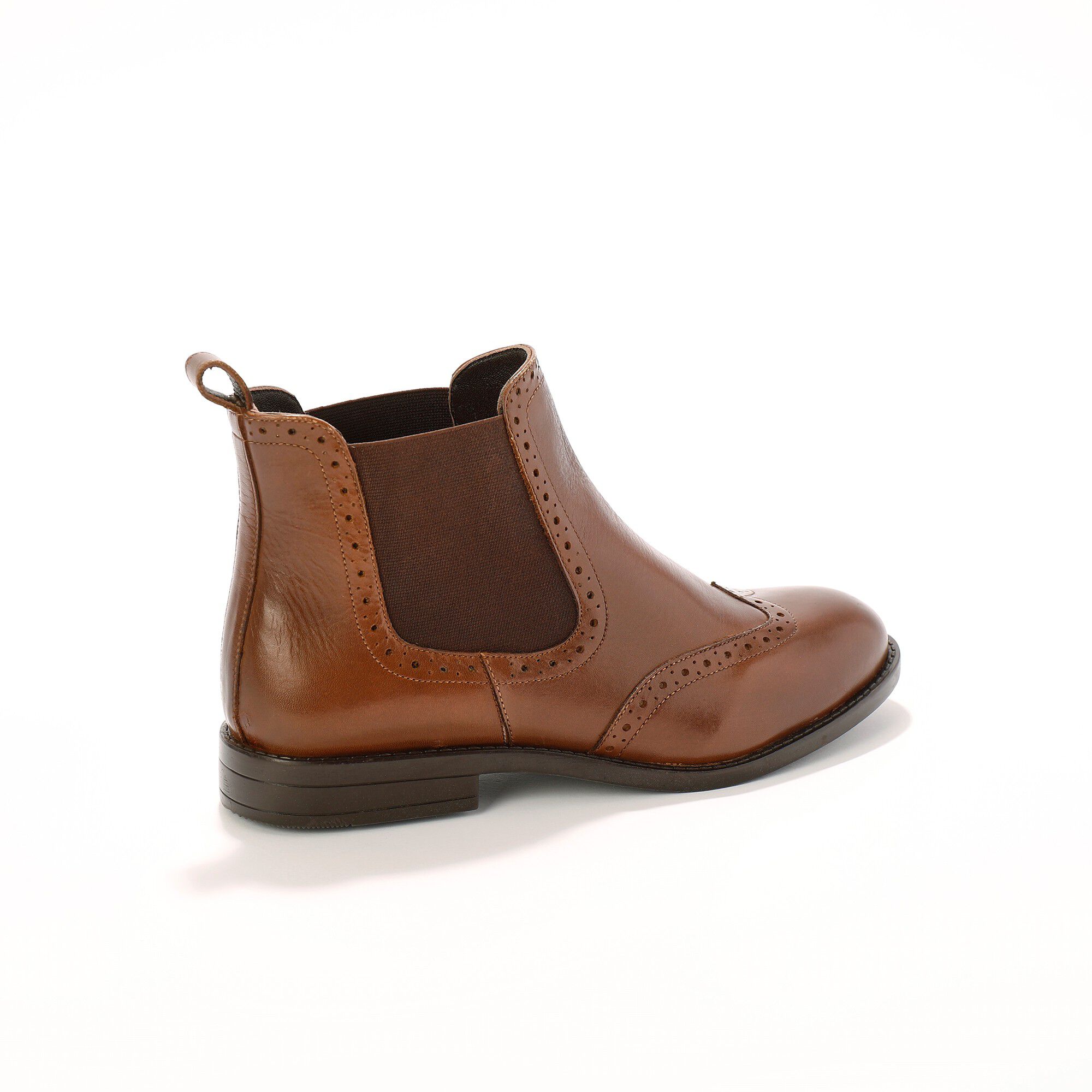 Boots perforées en cuir