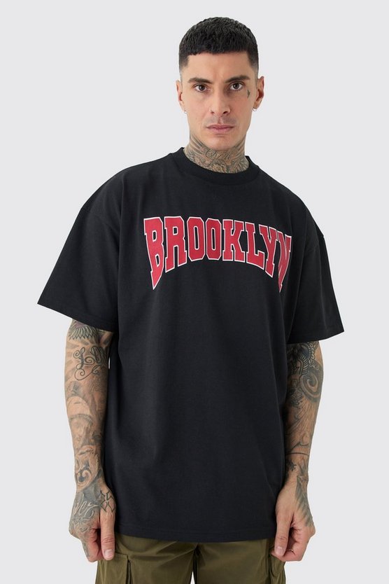 Tall Oversize T-Shirt mit Brooklyn-Print